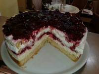 Vanille-Kirsch-Torte